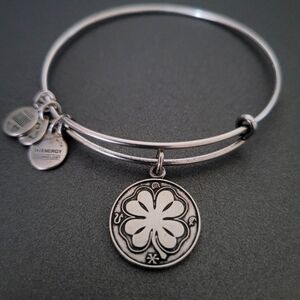 Alex And Ani Silver Energy Bracelet | Lucky Four Leaf Clover Charm EUC